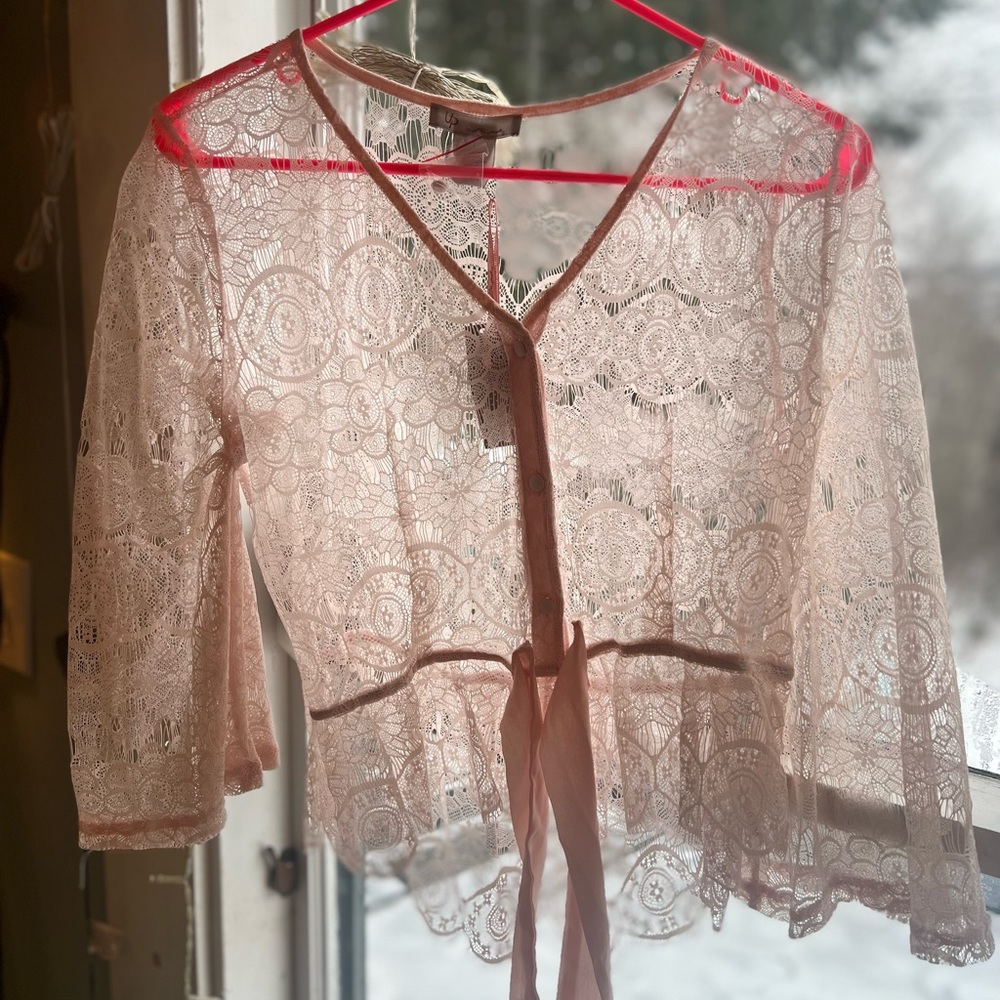 Chic/Sexy pink lace bell sleeve top, cinched waist
